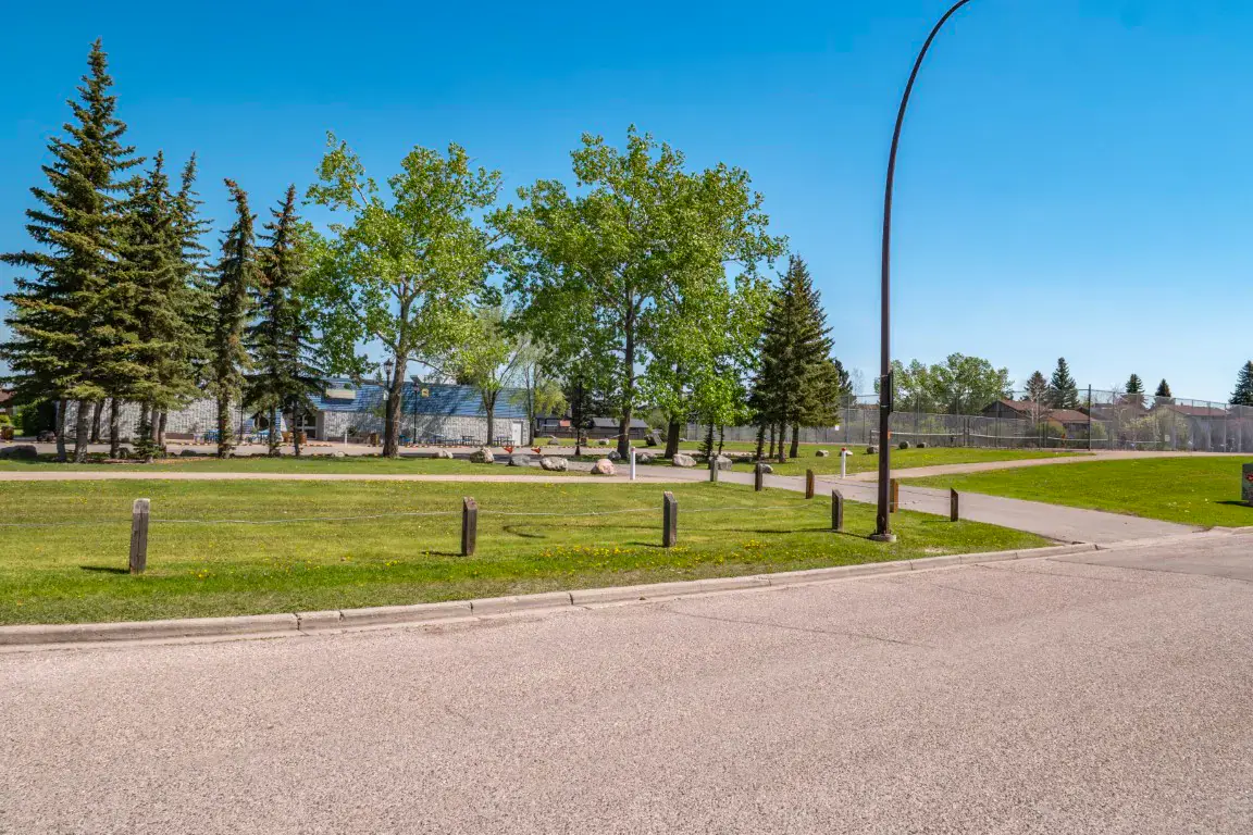 Whitehorn property and community context